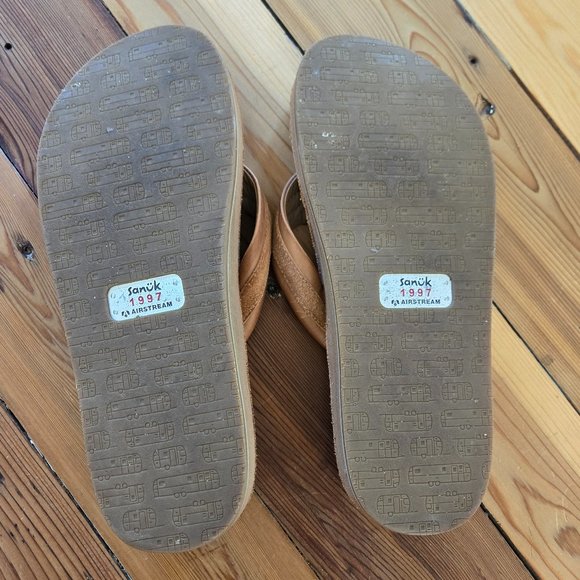 Sanuk Tow’d Up Airstream Brown Leather Flip-Flops - Picture 7 of 7